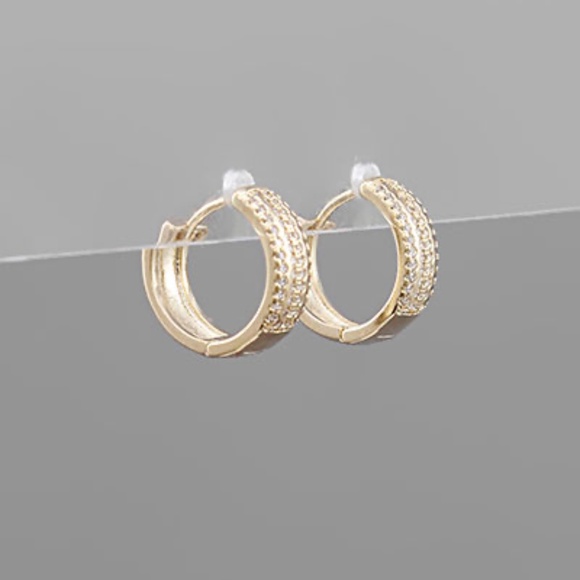 4 Row Half CZ Huggie Hoops - Picture 1 of 1